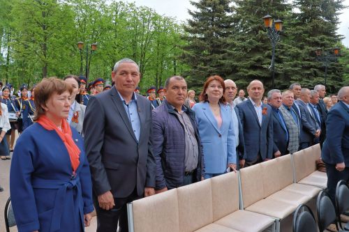 Махсус хәрби операциядә һәлак булган якташыбыз Раил Надриев- батырлык һәм горурлык үрнәге (фото һәм видео)