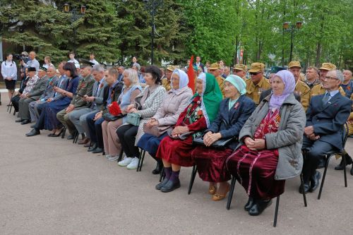 Махсус хәрби операциядә һәлак булган якташыбыз Раил Надриев- батырлык һәм горурлык үрнәге (фото һәм видео)