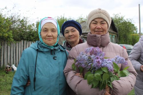 Югары Гәрәй авылында Бөек Ватан сугышы ветераннары истәлегенә һәйкәл-обелиск ачылды (фоторепортаж)