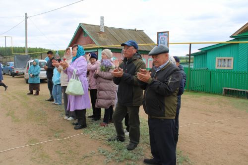 Югары Гәрәй авылында Бөек Ватан сугышы ветераннары истәлегенә һәйкәл-обелиск ачылды (фоторепортаж)