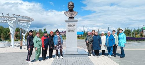 Төмәннән килгән туристлар  Актанышта ике көнлек сәяхәттә булдылар