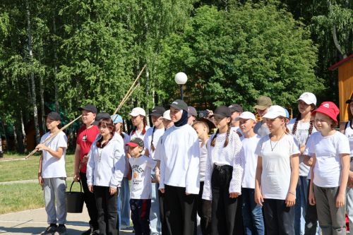 Безнең репортаж: «Бүләк» аланында тәүге агым ачылды