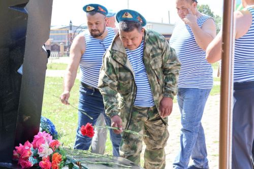 Һава десанты гаскәрләрендә хезмәт итүчеләр Россия гаскәрләренең элитасы ул (фото һәм видео)