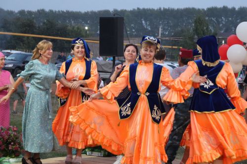 Кировта авыл халкы бердәмлеге сокландыра: Авыл бәйрәменең матурлыгы искиткеч булды