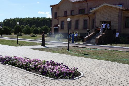 «Бүләк» лагеренда ял итүчеләр Россия Флагы көнен билгеләп үтте (фото, видео)