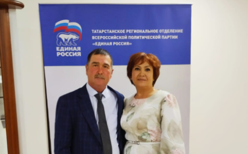 Иске Бикчәнтәйдән Гатиннар Татарстан Рәисе Рөстәм Миңнеханов һәм аның хатыны Гөлсинә ханымның кабул итүендә катнаша