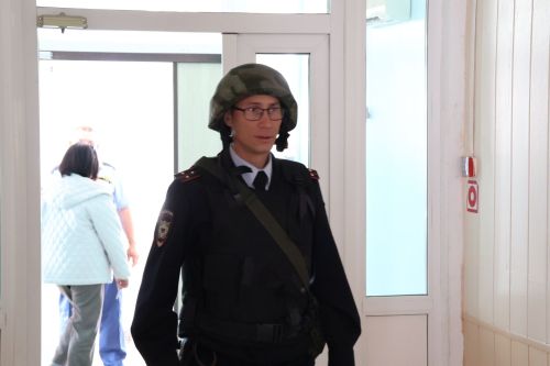 Беренче чиратта – иминлек: Актанышның беренче санлы мәктәбендә террорга каршы өйрәнүләр узды