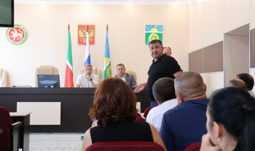 Җитәкчеләр киңәште: район хакимиятендә авыл башлыклары белән очрашу узды