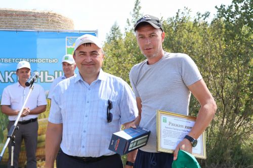 Хезмәте зурың хөрмәте дә зур- «Актаныш» агрофирмасы җитәкчесе алдынгыларны бүләкләде