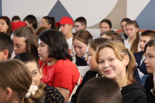 «Алдынгылар вакыты» яшьләребезне команда белән эшләргә өйрәтә