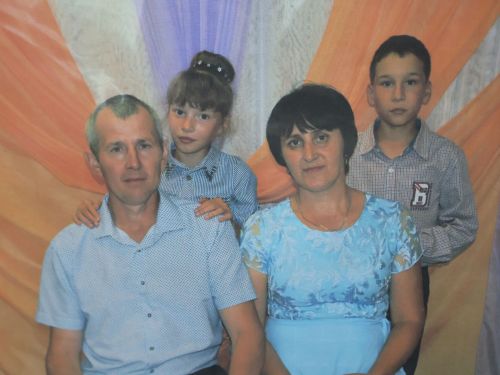 Сәфәр мәктәбендә кул эшләре күргәзмәсе (фотолар)