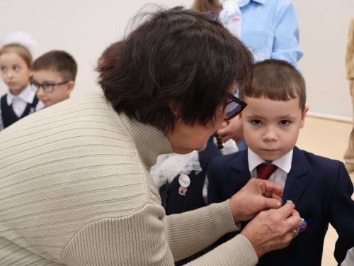 Актанышның беренче санлы мәктәбенең 1 нче сыйныф укучыларын «Россия бөркетчекләре» сафына кабул иттеләр