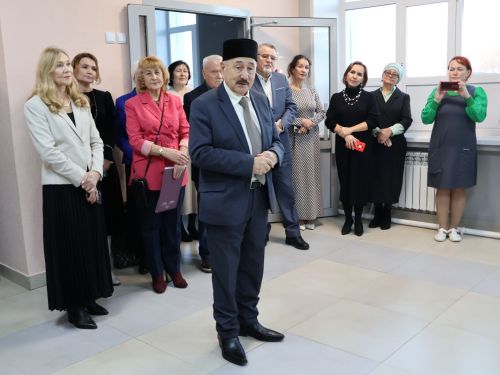 Актанышның беренче мәктәбендә якташыбыз, тарихчы- язучы Вахит Имамовка багышланган методик кабинет ачылды