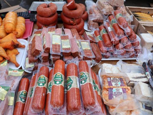 Актаныштагы көзге ярминкәләрне башка шәһәр-район сәүдәгәрләре дә көтеп ала