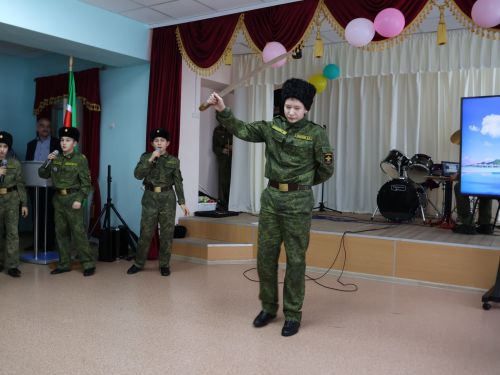 Хәсән Заманов исемендәге кадет мәктәбе «БлагоДарение» фонды белән төбәкара көрәш ярышы оештырды (фотолар)