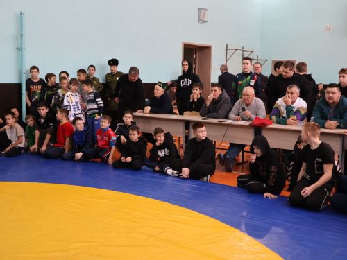 Хәсән Заманов исемендәге кадет мәктәбе «БлагоДарение» фонды белән төбәкара көрәш ярышы оештырды (фотолар)