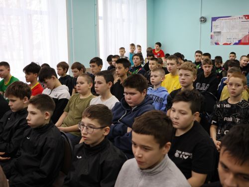 Хәсән Заманов исемендәге кадет мәктәбе «БлагоДарение» фонды белән төбәкара көрәш ярышы оештырды (фотолар)