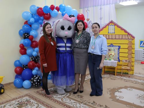Бөтен гаилә белән юл буйлап!