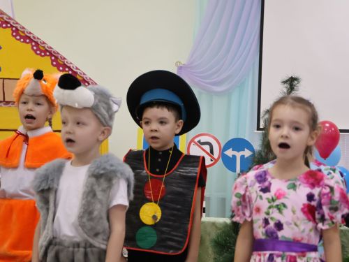 Бөтен гаилә белән юл буйлап!