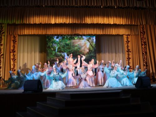 Кичә- Актанышта, иртәгә- Казанда: «Агыйдел» Дәүләт җыр һәм бию ансамбле еллык иҗат концерты белән чыгыш ясый