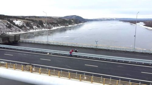 Түбән Кама һәм Чаллы шәһәрләрен әйләнеп үтү өчен төзелгән Кама күпере сынау узды