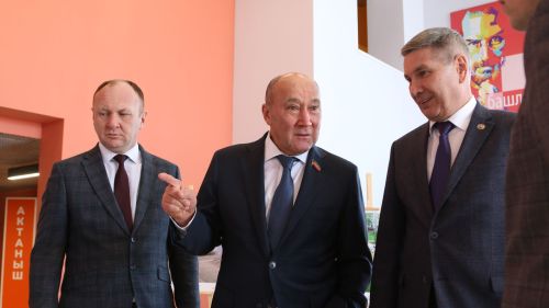 Марат Әхмәтов: Район халкының җитәкчелеккә ышанычы зур