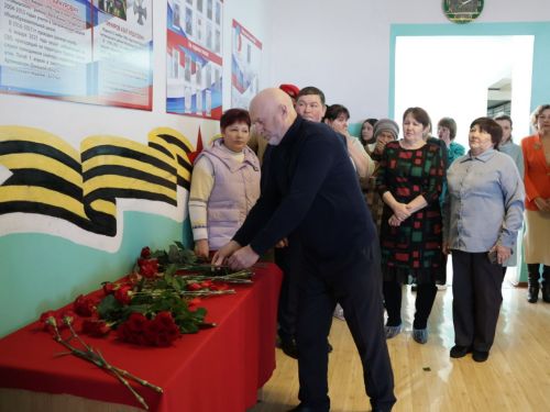 Такталачык мәктәбендә махсус хәрби операциядә һаләк булучыларга истәлек тактасы ачылды