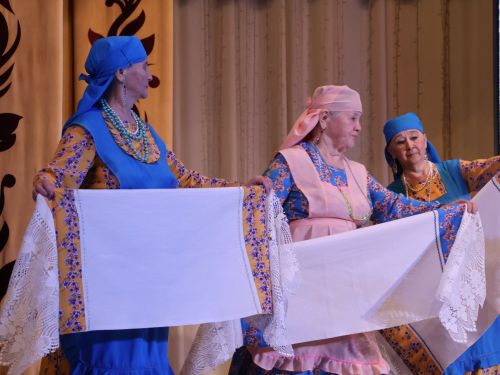 Район үзешчән сәнгать коллективлары смотрының Гран-приена Пучы мәдәният йорты коллективы лаек булды (фотолар)