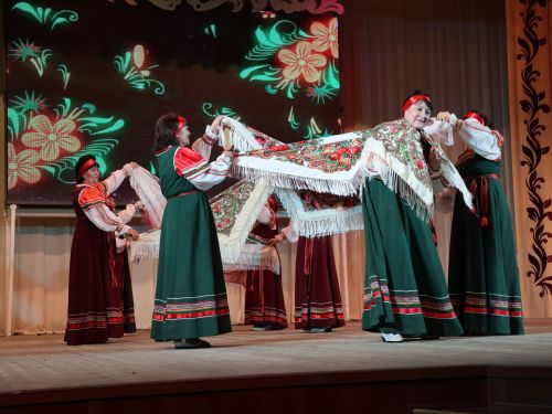 Район үзешчән сәнгать коллективлары смотрының Гран-приена Пучы мәдәният йорты коллективы лаек булды (фотолар)