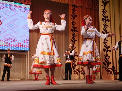 Район үзешчән сәнгать коллективлары смотрының Гран-приена Пучы мәдәният йорты коллективы лаек булды (фотолар)