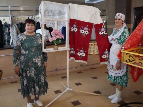 Район үзешчән сәнгать коллективлары смотрының Гран-приена Пучы мәдәният йорты коллективы лаек булды (фотолар)