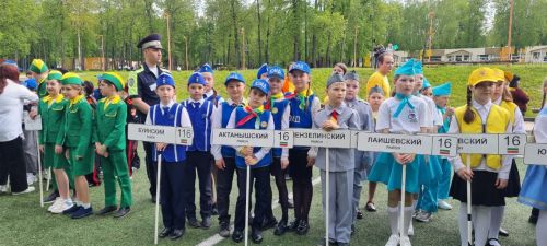 Пучы мәктәбенең «Бөркет» яшь юл хәрәкәте инспекторлары Түбән Камага «Имин көпчәк» бәйгесенә китте