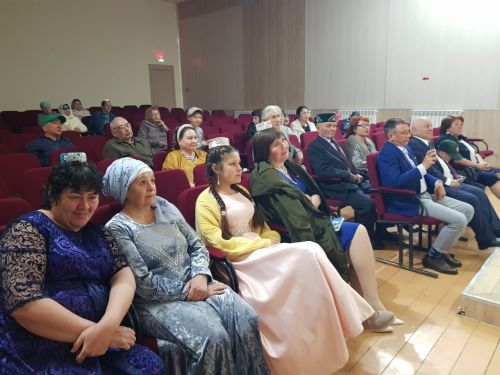 Теләкәй мәдәният йортында җирле язучы, шагыйрә Тәгъзимә Мөхәммәтдинованы искә алдылар
