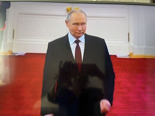 Федераль каналлар Россия президенты Владимир Путинның инаугурациясен күрсәтә