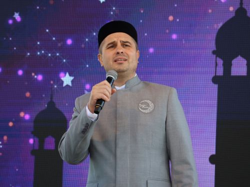Колында «Гөлчирә» мәчетен төзеткән Альберт Мостафин: 20 ел буена мәчетебездән азан тавышы өзелмәде, киләчәктә дә шулай булсын!