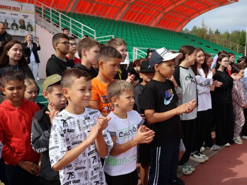 Актанышта Физкультурачылар көне: Баян Дәүләтов стадионында җиңел атлетика ярышлары башланды