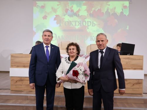 Актаныш районы үсешенә лаеклы өлеш керткән ветераннарыбыз хөрмәтләнде