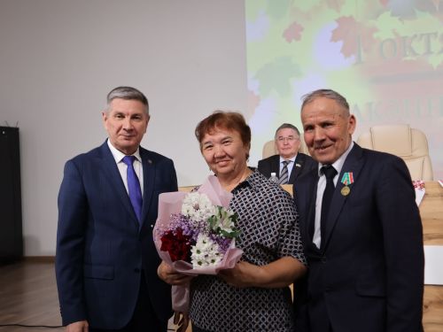Актаныш районы үсешенә лаеклы өлеш керткән ветераннарыбыз хөрмәтләнде