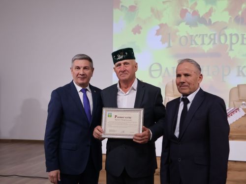 Актаныш районы үсешенә лаеклы өлеш керткән ветераннарыбыз хөрмәтләнде