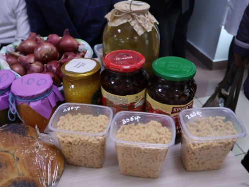 Актаныш технология техникумында хәйрия ярминкәсе узды