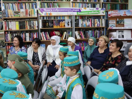 Актаныш- Түбән Кама арасын якынайтып: Шагыйрә Рәмзия Вәлиеваның иҗат кичәсеннән безнең репортаж