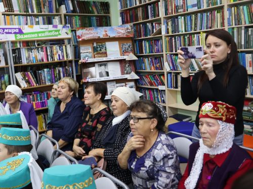 Актаныш- Түбән Кама арасын якынайтып: Шагыйрә Рәмзия Вәлиеваның иҗат кичәсеннән безнең репортаж