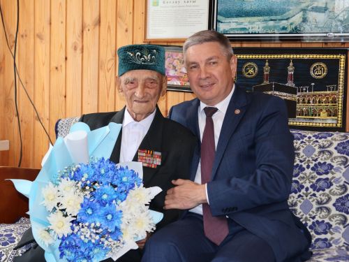 Йөзьяшәр Тәфкил Вәлиев: Безнең Россия беркайчан бирешмәде!