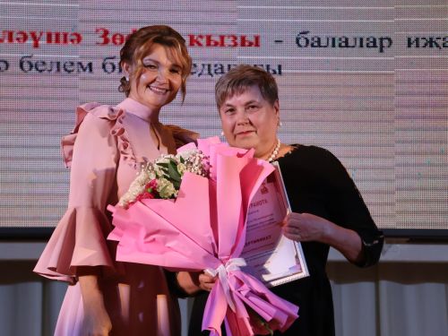 Таныш булыгыз- Тәрбия юнәлешендәге һөнәри бәйгеләрдә югары күрсәткечләргә ирешкән укытучыларыбыз!