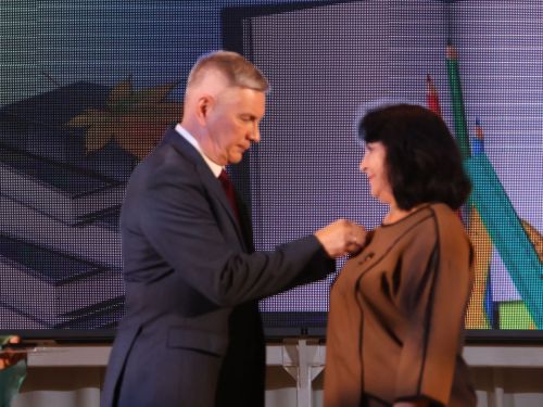 Актанышта иң яхшы укытучыларны бүләкләделәр