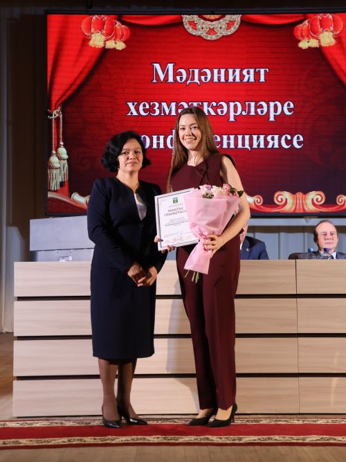 Районыбызның алтын фонды: Алдынгы мәдәният хезмәткәрләрен бүләкләү тантанасыннан безнең исемлек