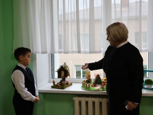 Актанышның икенче санлы мәктәбе әтиләрнең һөнәрмәнлеген күрсәтте