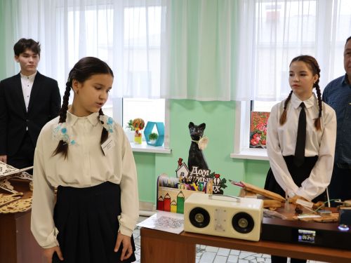Актанышның икенче санлы мәктәбе әтиләрнең һөнәрмәнлеген күрсәтте