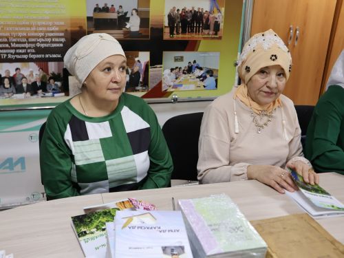 «Агыйдел дулкыннары» әдәби берләшмәсе әгъзалары китапларын махсус хәрби операциягә озатты