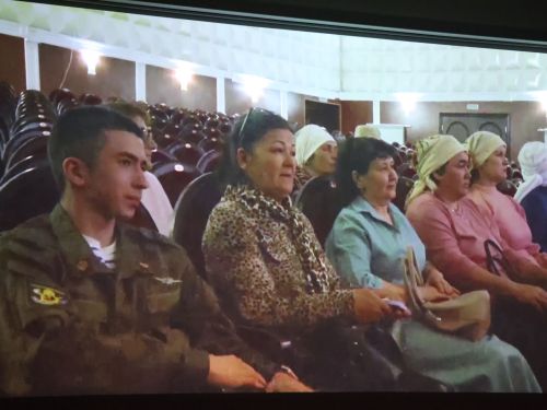 Бүген районыбызда Актанышның чичәне Мәгыйс Әһлетдинов исемендәге нәфис сүз бәйгесе җиңүчеләрен бүләклиләр